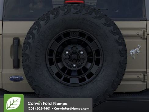 New 2026 Ford Bronco Badlands image 24