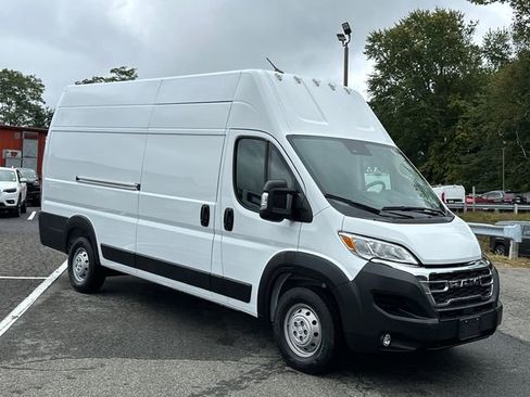 Used 2023 RAM ProMaster 3500 w/ Interior LED Lighting Group image 5