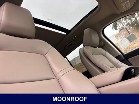 Used 2023 Lincoln Aviator 2WD w/ Premium Package image 21