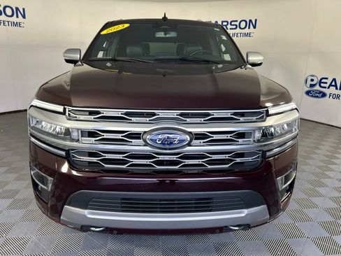 Used 2023 Ford Expedition Platinum AWD/4WD image 2