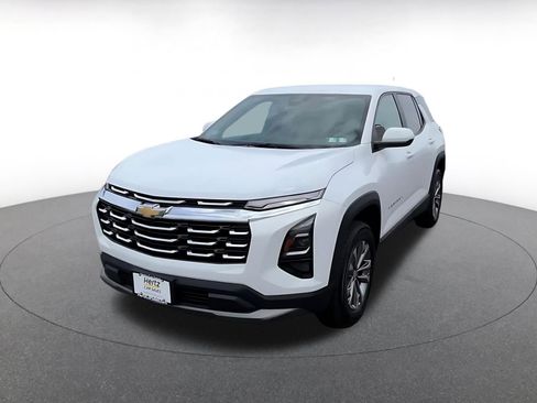 Used 2025 Chevrolet Equinox LT FWD image 7