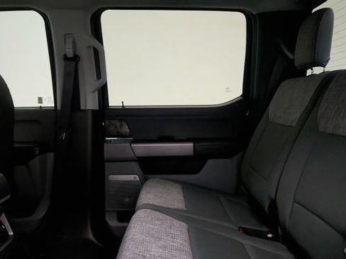 Used 2023 Ford F250 XLT w/ Black Appearance Package AWD/4WD image 46