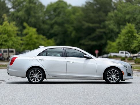 Used 2016 Cadillac CTS Luxury RWD image 12