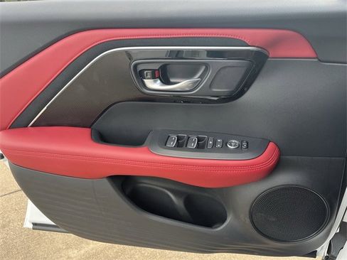 Used 2025 Acura ADX A-Spec image 26