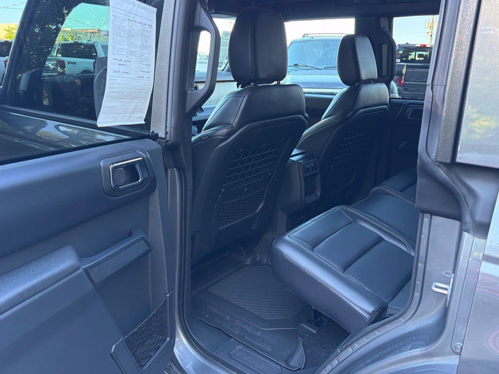 Used 2025 Ford Bronco Badlands AWD/4WD image 18