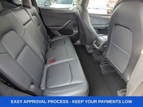 Used 2023 Tesla Model Y Long Range image 17