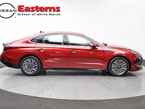 Used 2025 Hyundai Sonata SEL FWD image 4