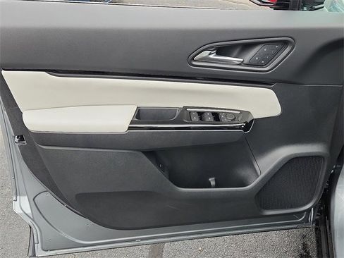 Used 2025 Honda Prologue Elite image 12