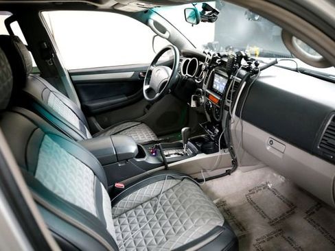 Used 2005 Toyota 4Runner Sport image 5