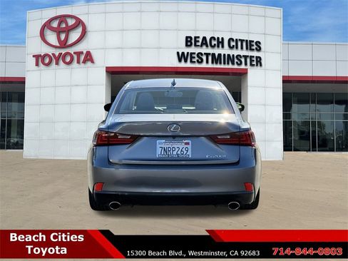 Used 2016 Lexus IS 200t image 9