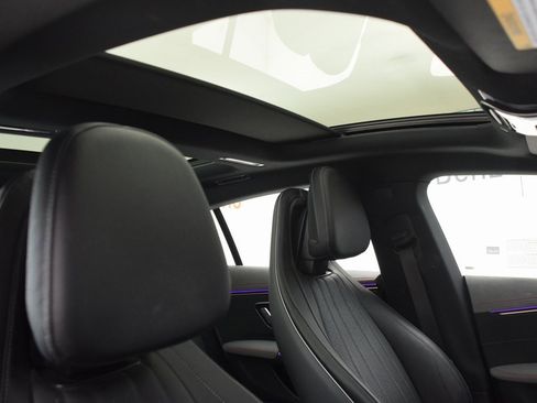 Used 2022 Mercedes-Benz EQS 580 EQS 580 image 17