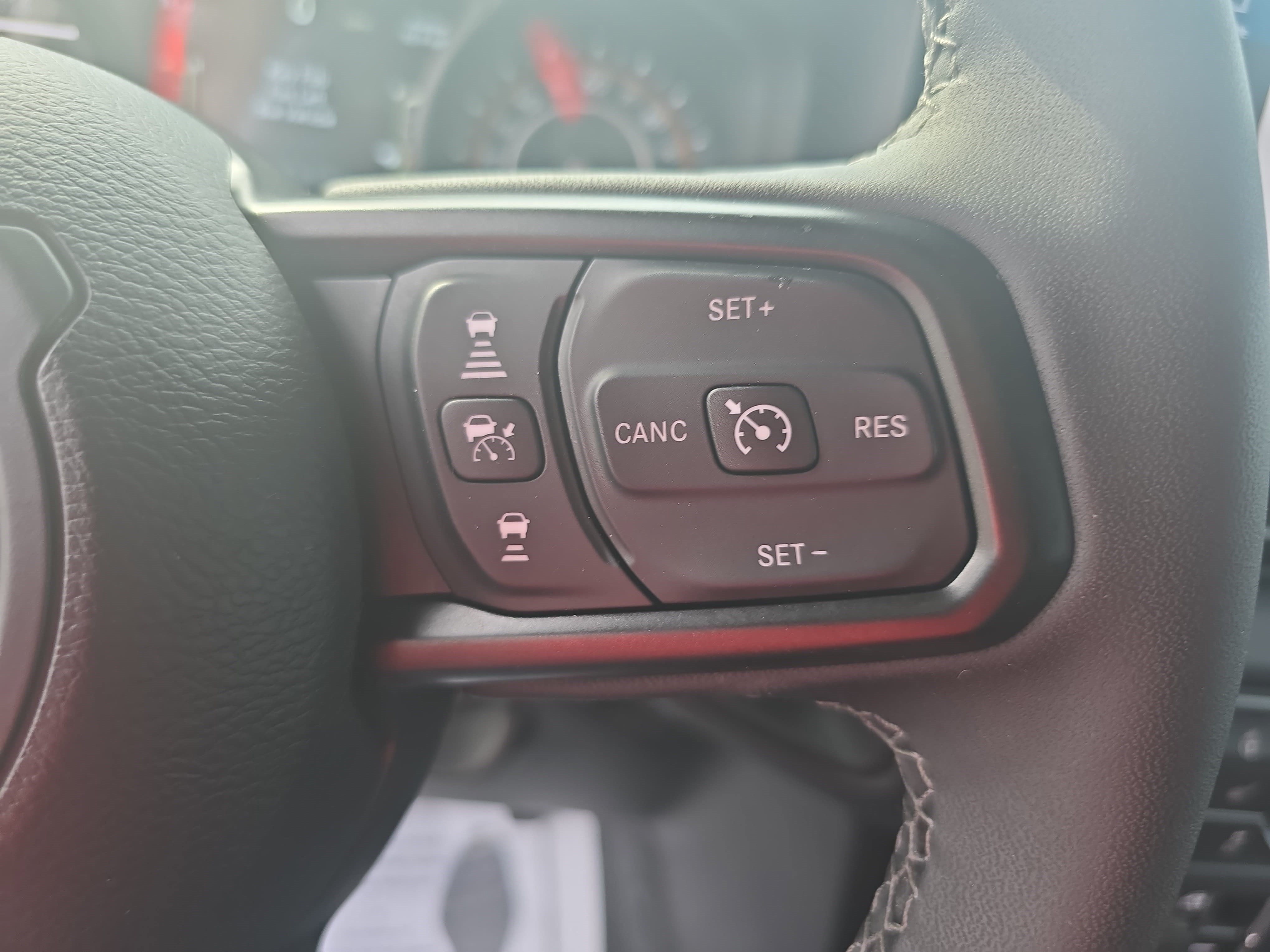 Used 2026 Jeep Wrangler Unlimited Rubicon AWD/4WD image 17