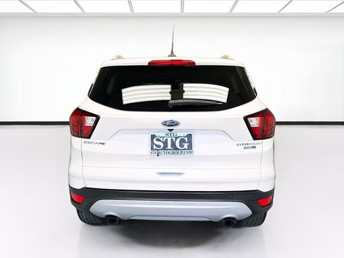 Used 2019 Ford Escape Titanium AWD/4WD image 5