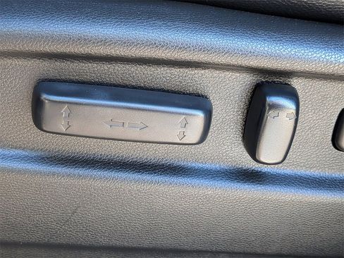 Used 2017 Honda Ridgeline RTL-E image 17