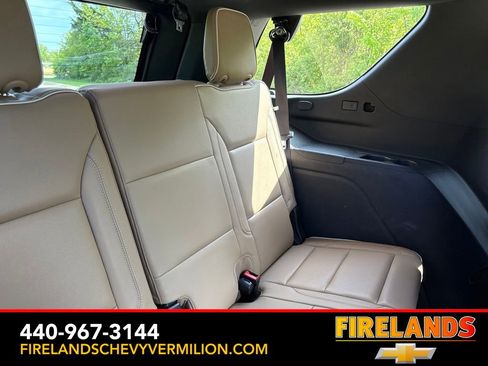 Used 2021 Chevrolet Tahoe Premier w/ Premium Package AWD/4WD image 44