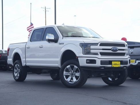 Used 2018 Ford F150 Platinum w/ Equipment Group 701A Luxury image 2