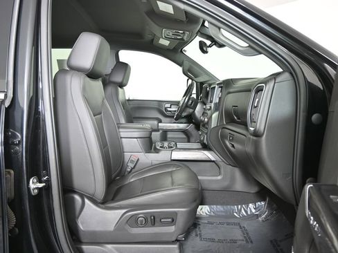 Used 2020 Chevrolet Silverado 2500 LTZ w/ LTZ Premium Package AWD/4WD image 14