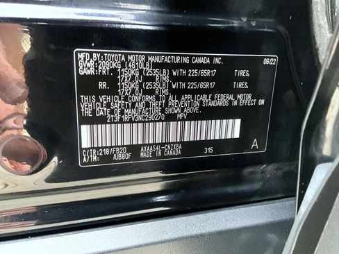 Used 2022 Toyota RAV4 LE AWD/4WD image 27