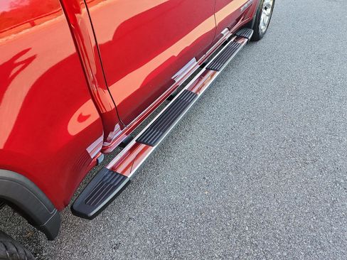 Used 2022 GMC Sierra 1500 SLT w/ SLT Premium Package image 8