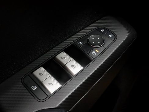 Used 2024 Mitsubishi Outlander ES image 25