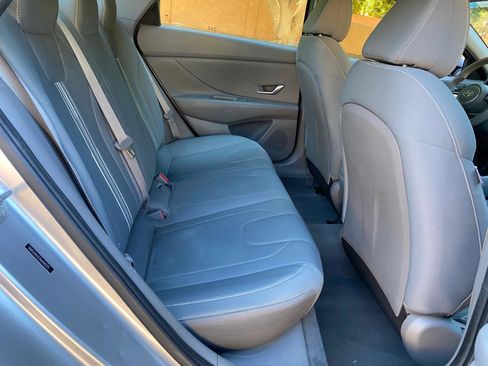 Used 2021 Hyundai Elantra SEL FWD image 42