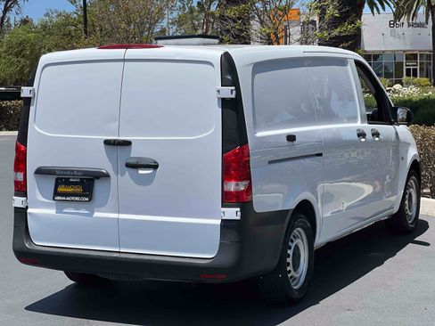 Used 2022 Mercedes-Benz Metris image 12