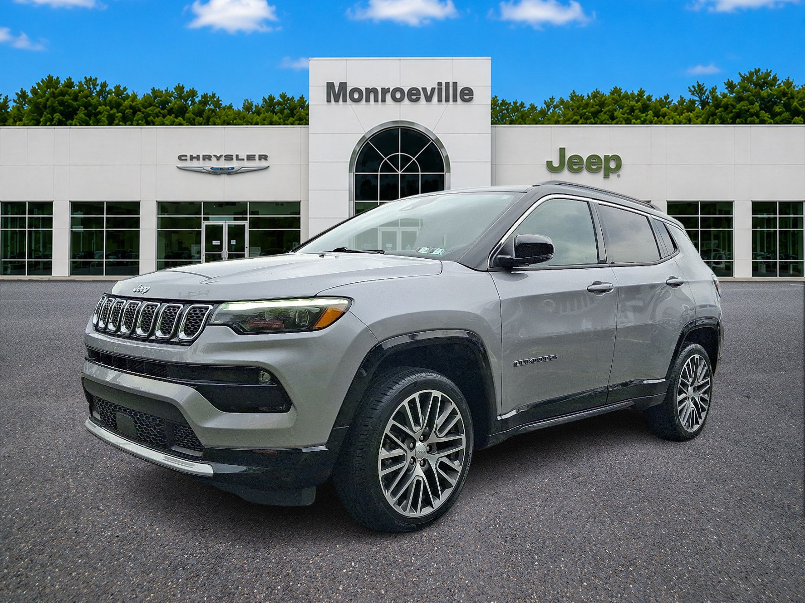 Certified 2023 Jeep Compass Limited w/ Elite Group AWD/4WD image 1