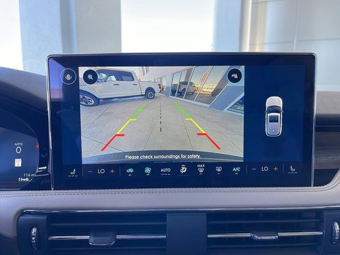 Used 2023 Lincoln Corsair Reserve image 49