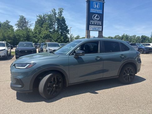Used 2023 Honda HR-V Sport image 13