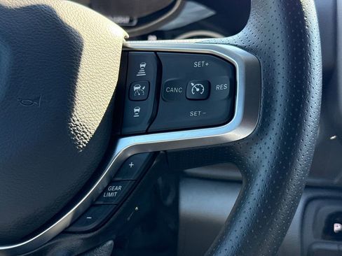 New 2026 RAM 1500 Express AWD/4WD image 27