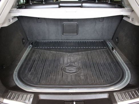 Used 2015 Cadillac SRX Luxury image 14