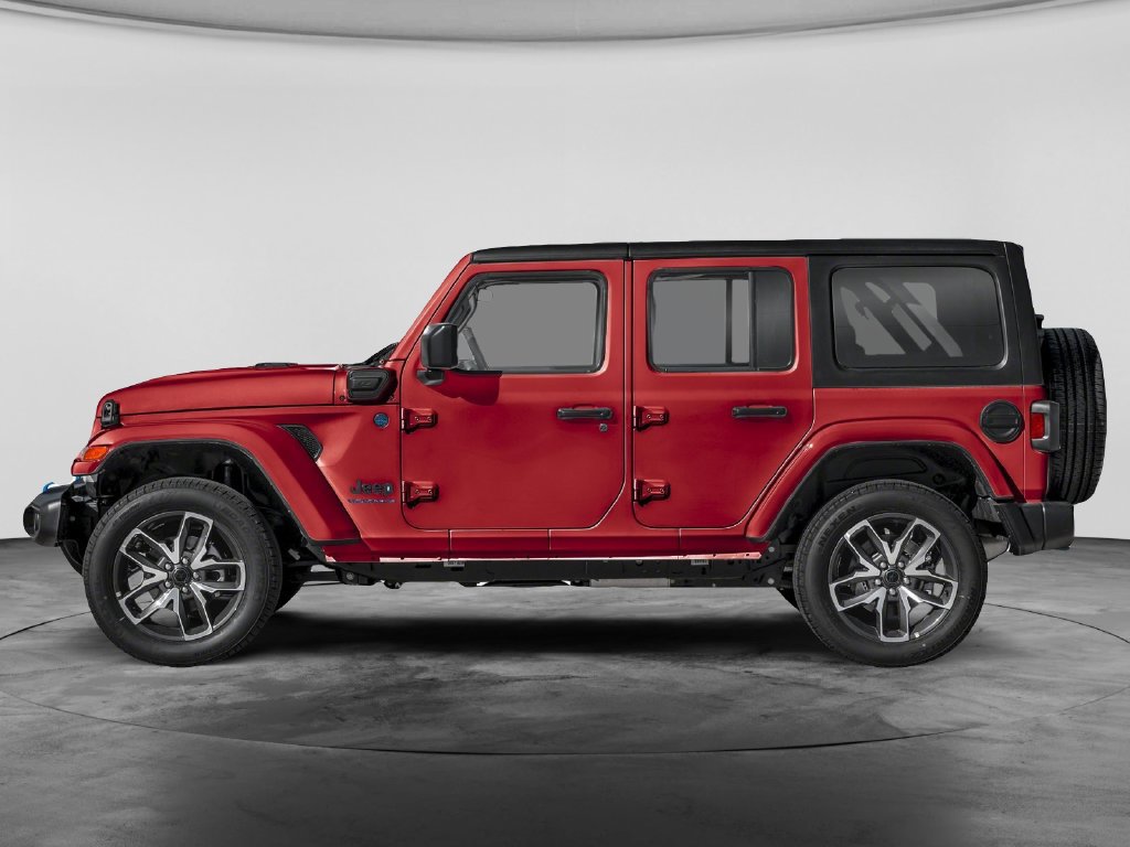 Used 2024 Jeep Wrangler Unlimited Sahara AWD/4WD image 3