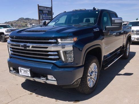 Used 2021 Chevrolet Silverado 3500 High Country w/ Technology Package AWD/4WD image 2
