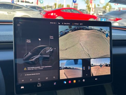 Used 2025 Tesla Model 3 image 26