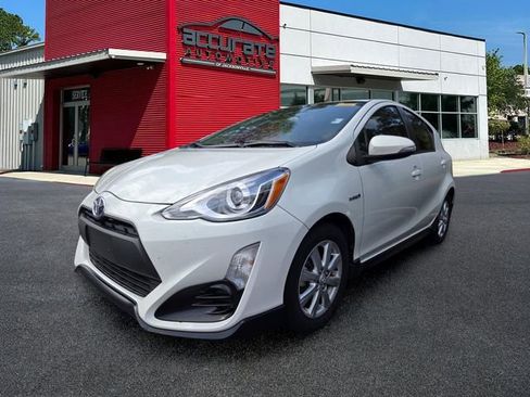 Used 2017 Toyota Prius C Three image 1