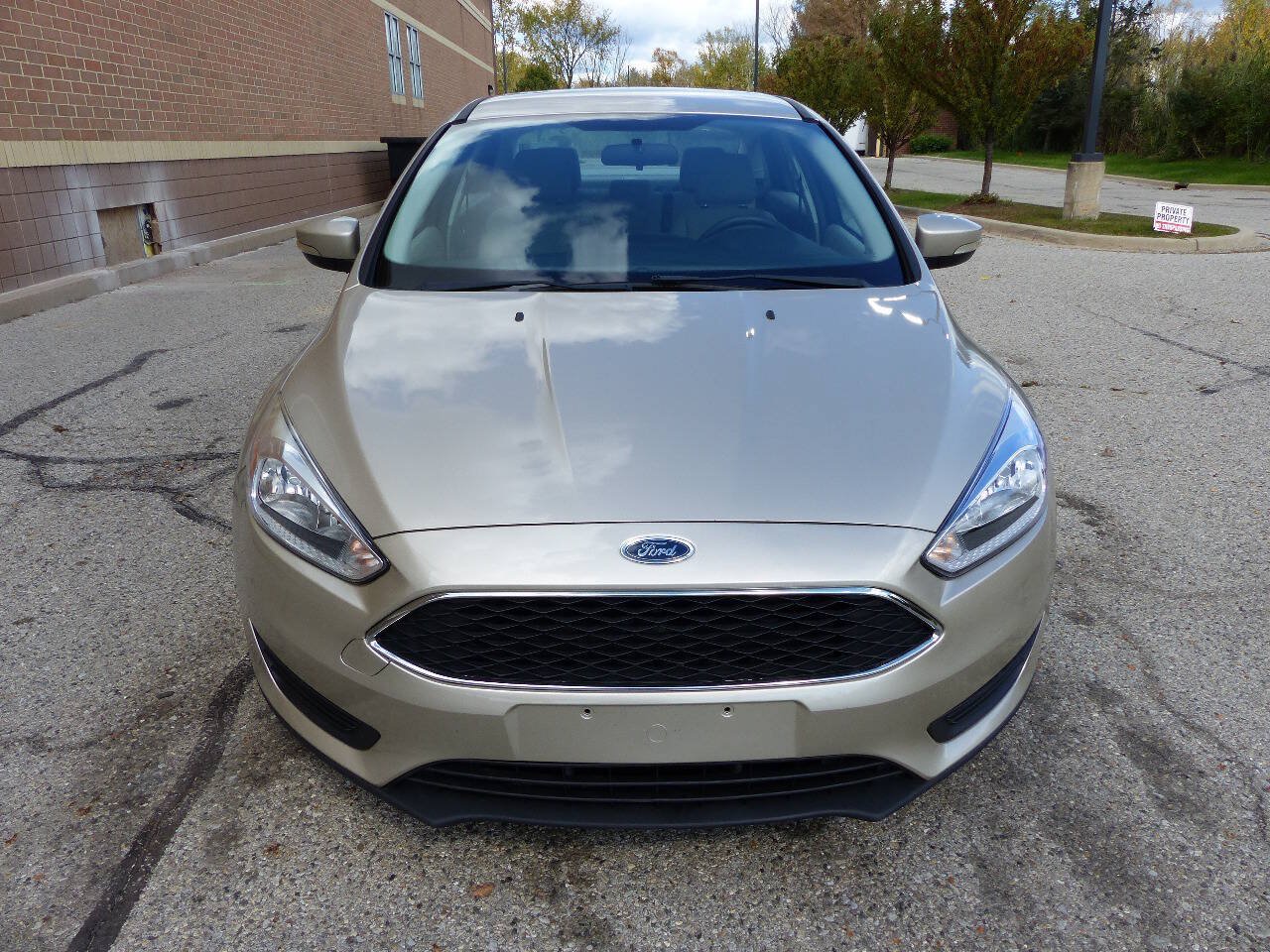Used 2018 Ford Focus SE w/ Cold Weather Package FWD image 14