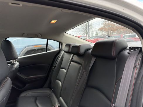 Used 2015 MAZDA MAZDA3 i Grand Touring image 28