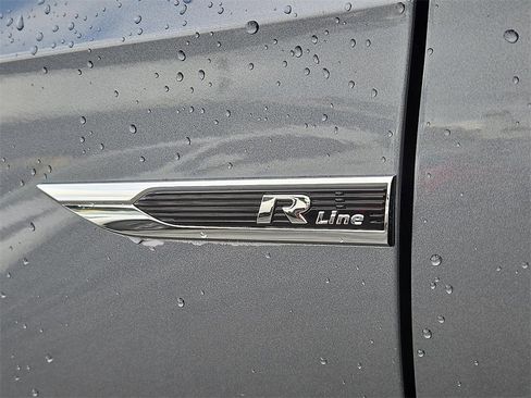 Used 2019 Volkswagen Passat 2.0T SE R-Line image 30