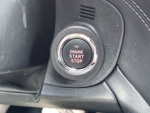 Used 2020 Subaru Outback Premium image 30