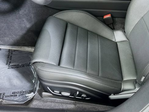 Certified 2025 Porsche Panamera 4S AWD/4WD image 22