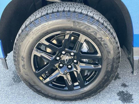 Used 2026 Chevrolet Silverado 1500 RST AWD/4WD image 10