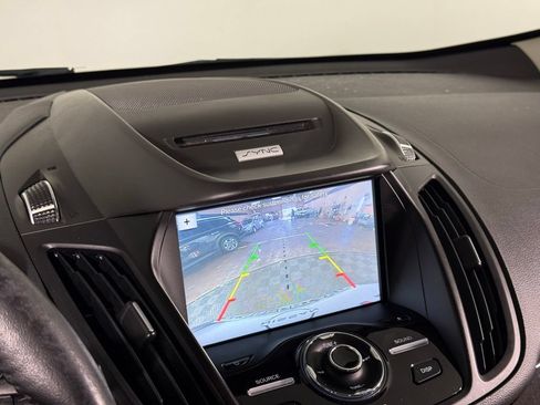 Used 2017 Ford Escape Titanium AWD/4WD image 17