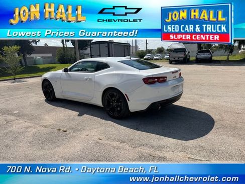 Used 2024 Chevrolet Camaro LT RWD image 6