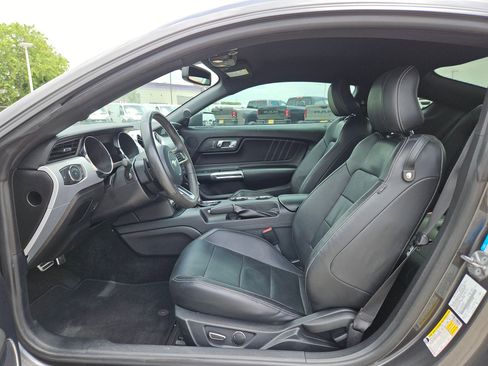 Used 2015 Ford Mustang GT Premium w/ Equipment Group 401A RWD image 9