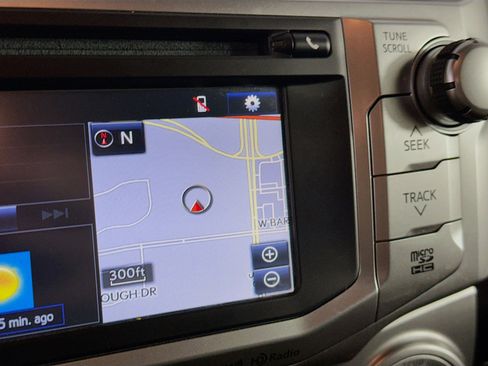 Used 2018 Toyota 4Runner SR5 image 22