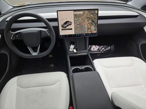 Used 2024 Tesla Model 3 Standard Range RWD image 16