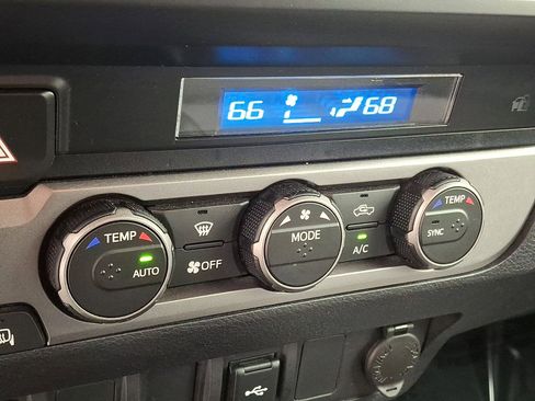 Certified 2022 Toyota Tacoma SR image 19