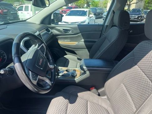 Used 2017 GMC Acadia SLE image 5