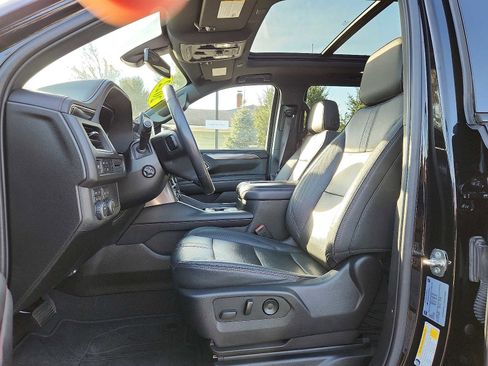 Used 2022 Chevrolet Tahoe RST w/ Luxury Package image 13