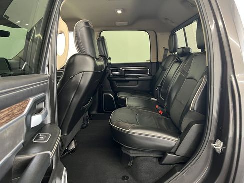 Used 2019 RAM 2500 Laramie w/ Off Road Package image 8